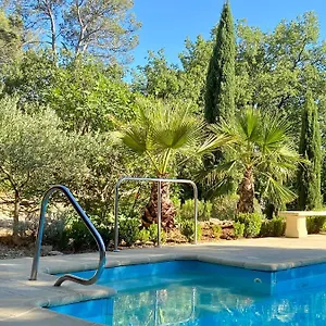 https://la-magistrale.fr-provencehotel.com